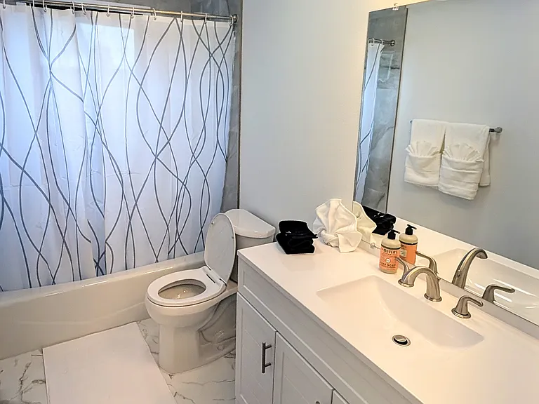 1401 Cordova St #4 — Photo 18