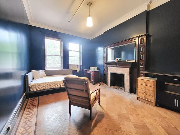 2nd image of 420 W 147th St #3