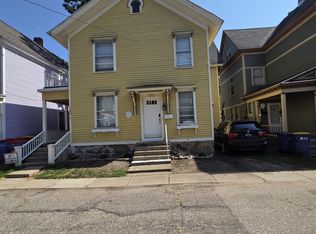 232 Oakley Pl NE, Grand Rapids, MI 49503