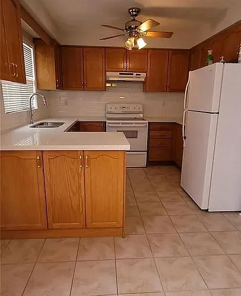 4010 Coachman Cir #L5M-6Y5 — Photo 9