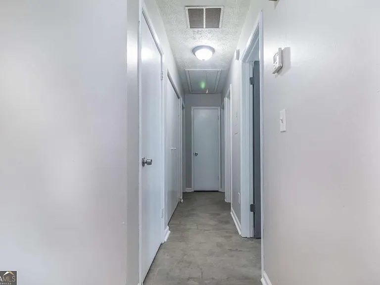 5437 Glen Haven Dr — Photo 11