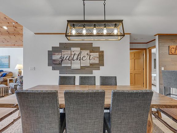 4th image of 1820 Parkland Dr #808