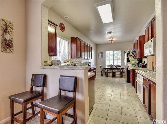 5th image of 6612 Canner Ct