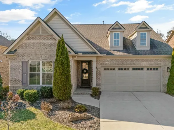 621 Dunlin Ln, Knoxville, TN 37934