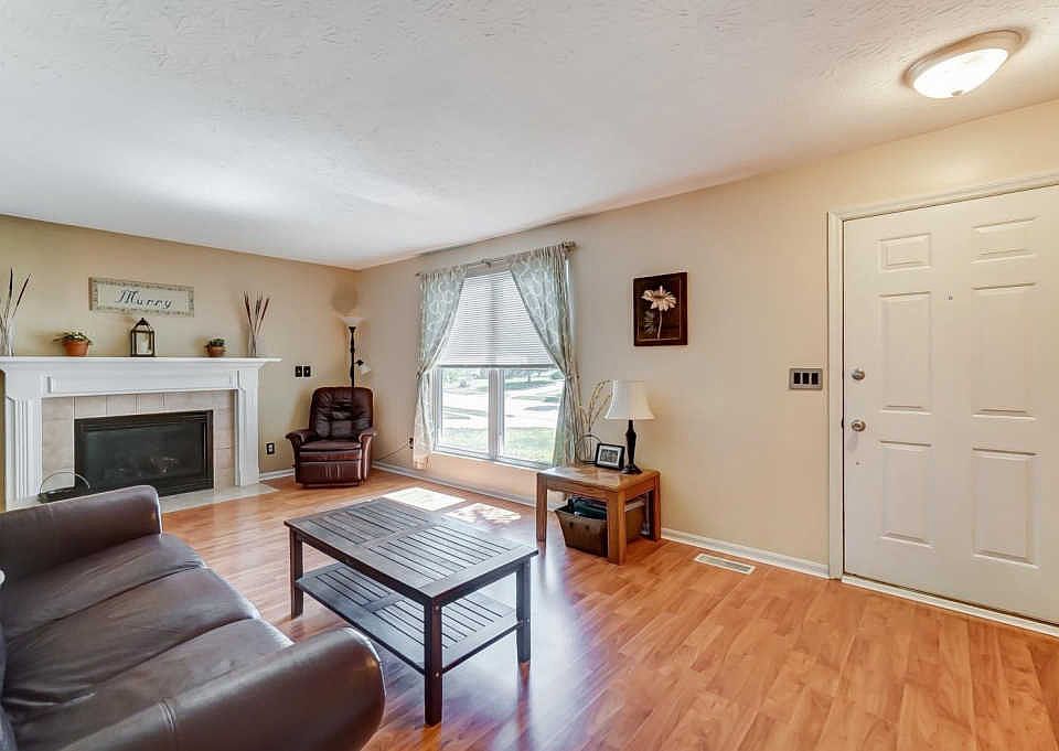 6094 er Oaks Dr, Loveland, OH 45140 Zillow