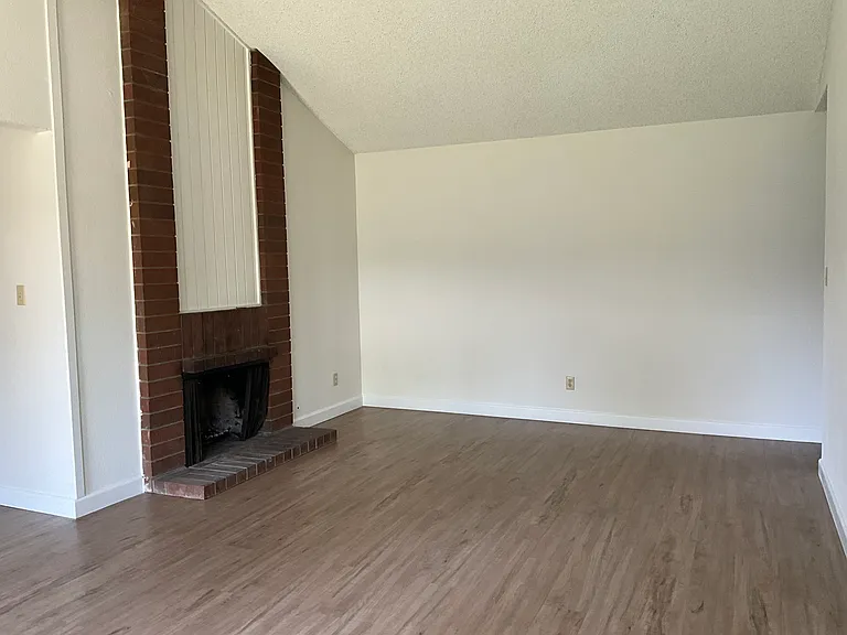 5809 Hazel Ave — Photo 4