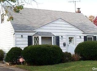 1101 Ditmas Ave, Uniondale, NY 11553