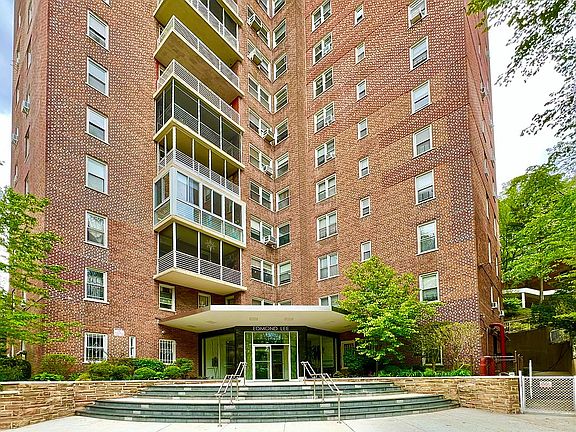 2nd image of 3135 Johnson Ave APT 4F