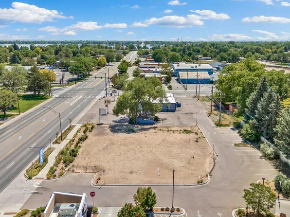 2004 W Eisenhower Blvd, Loveland, CO 80537