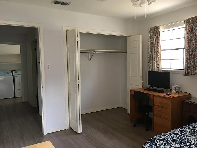 17 Ebony Ave #A — Photo 4