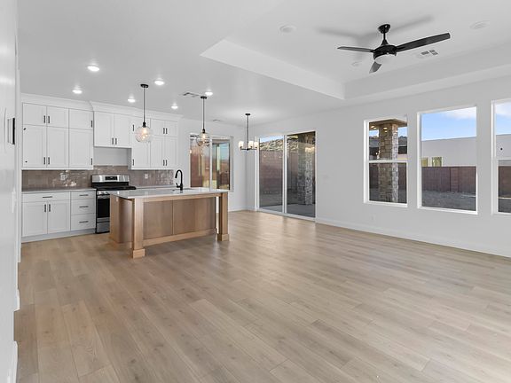 Photo not representational of selections, only the floor plan. Contact agent for details