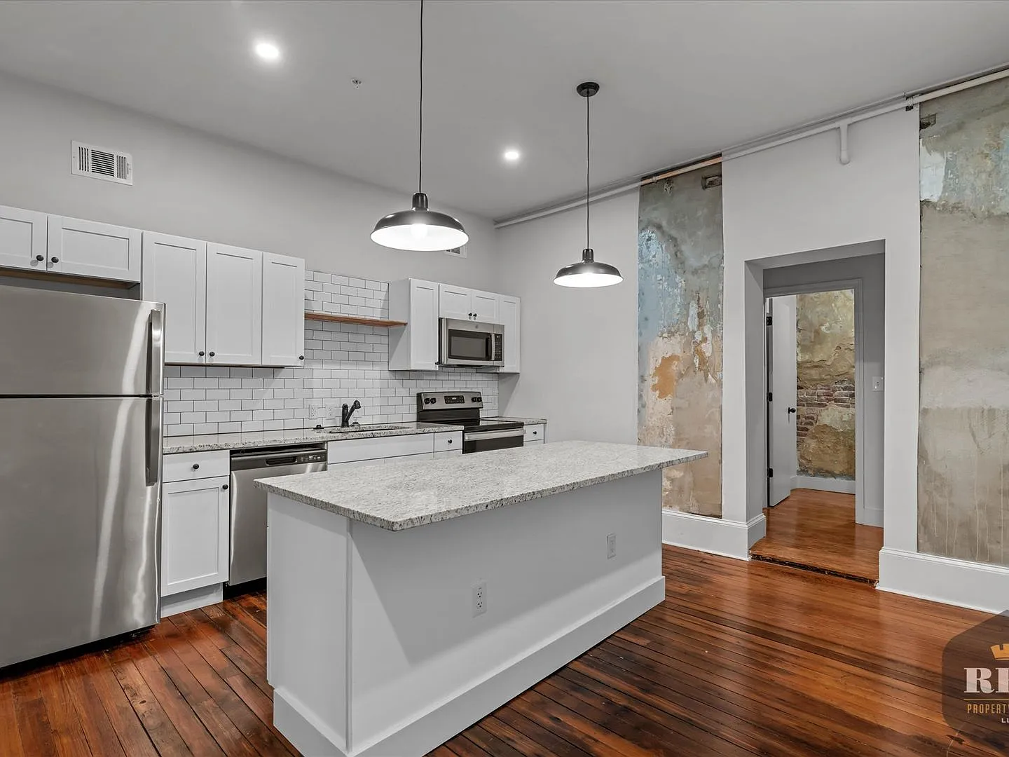 212 Seventh St. — Photo 4