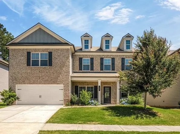 18 Dorothy Ln, Lawrenceville, GA 30046
