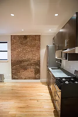 Rented by Tahari Realty LLC | media 15