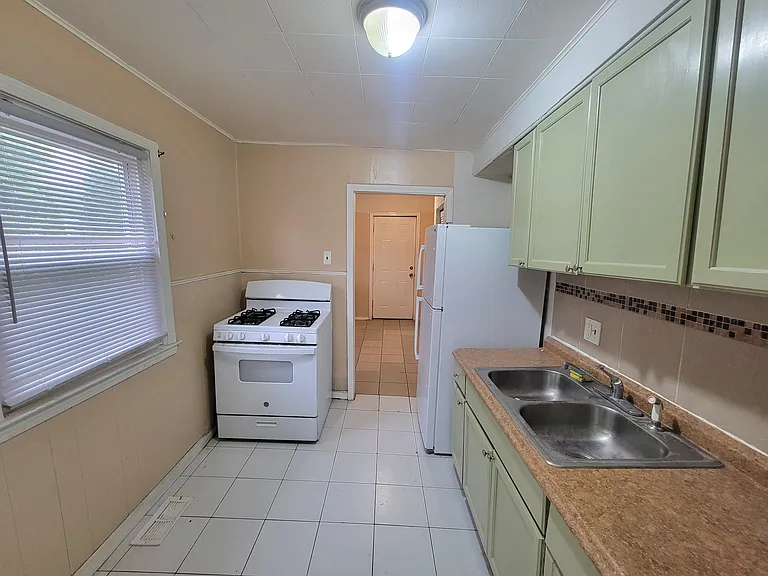 7248 Hupp Ave — Photo 10