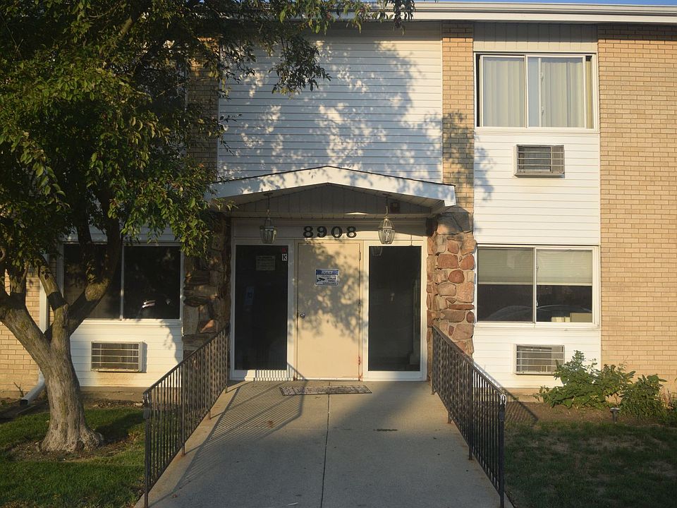 1st image of 8908 Steven Dr APT 1H