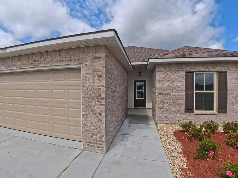 25699 Raines Ave — Photo 3