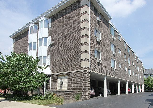 1st image of 150 S Oak Park Ave APT 305