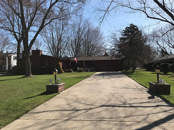 5th image of 3529 Pine Ct
