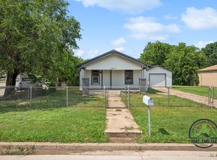 1015 W Cypress Ave, Duncan, OK 73533