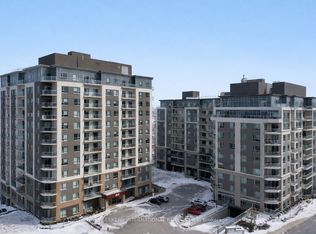 56 Lakeside Ter #402, Barrie, ON L4M 0L4