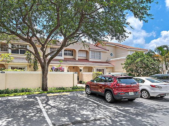 3rd image of 3408 Deer Creek Palladian Cir #3408