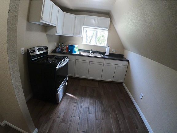 4th image of 155 Harris Dr