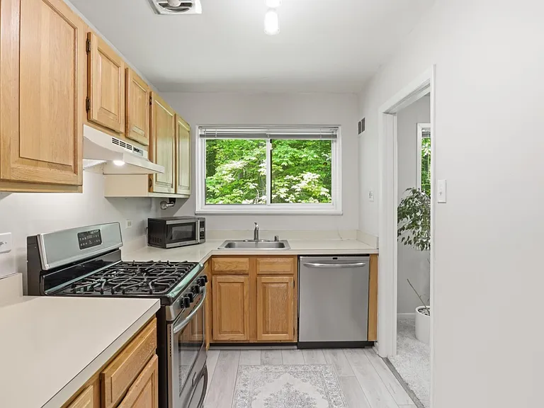 10618 Kenilworth Ave #203 — Photo 9
