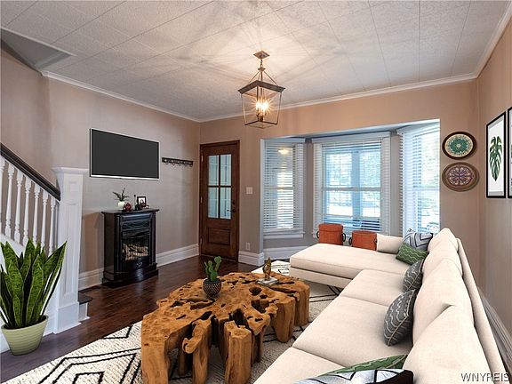 5th image of 361 Huntington Ave