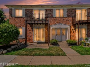 1516 Normandy Rd, Royal Oak, MI 48073