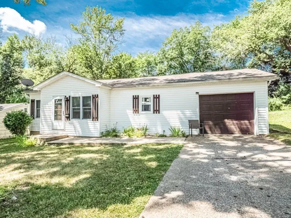 307 David St, Elsberry, MO 63343