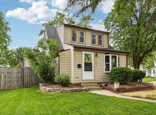 1925 Brad St, Waukesha, WI