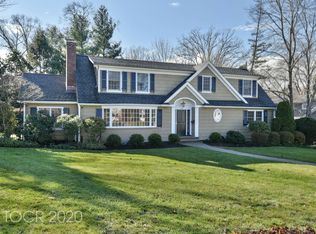 368 Glenwood Rd, Ridgewood, NJ 07450