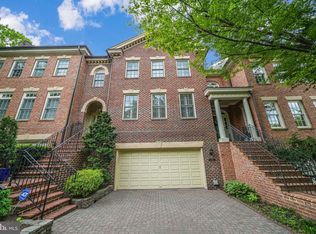 2024 Mayfair McLean Ct, Falls Church, VA 22043