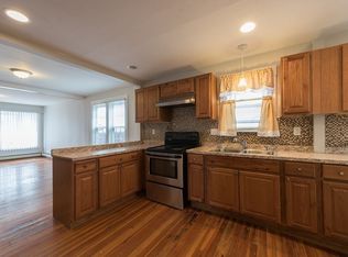 99-101 Hood St, Springfield, MA 01109