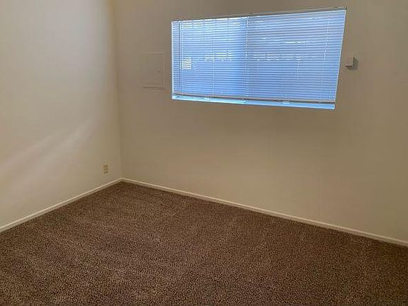 4th image of 325 N Colorado Pl #1