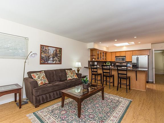 5th image of 2590 Northlake Cir
