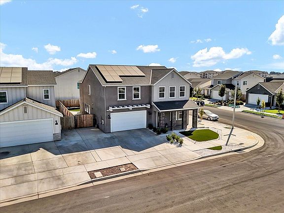 3rd image of 3620 N Encina Court