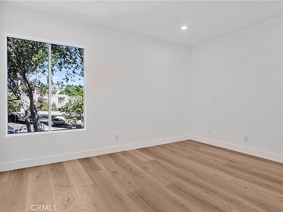 2nd image of 5700 Etiwanda Ave Unit 288