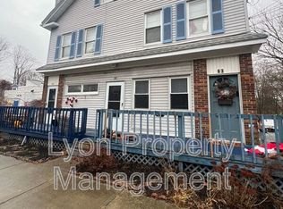 65 Farnum Pike, Smithfield, RI 02917