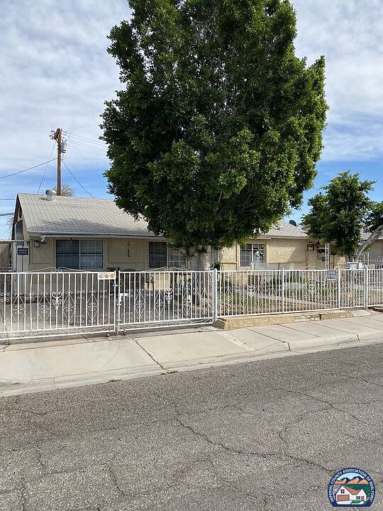 1st image of 816 Beach Ave