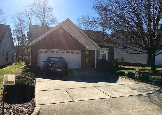 Building Photo - 107 Millet Dr