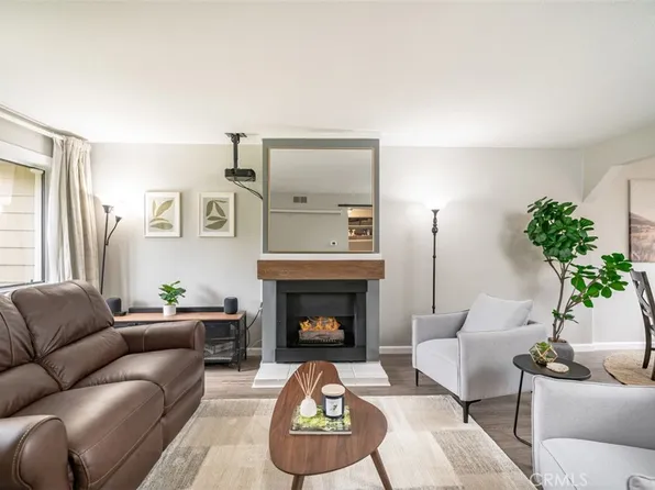 19 Latitude Ct #14, Newport Beach, CA 92663