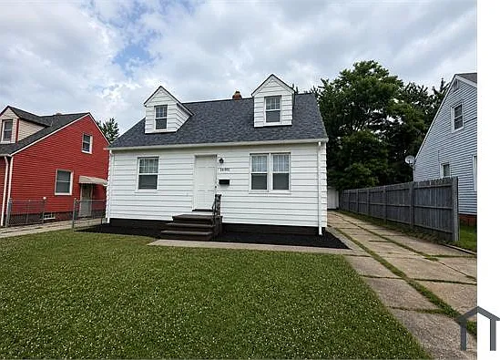 16401 Lotus Dr — Photo 1