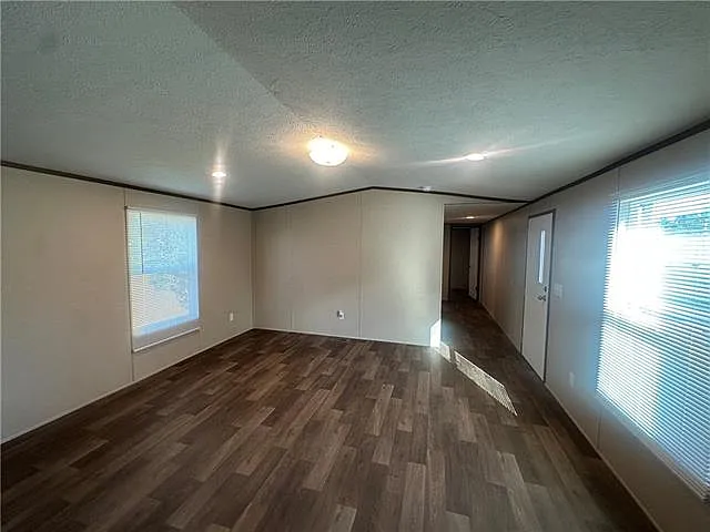 506 Killona Dr — Photo 5