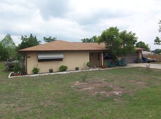 850 Virginia Ave, Tavares, FL 32778