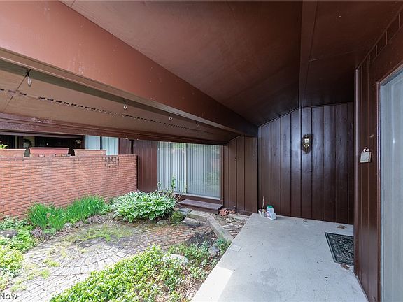 5th image of 928 Trimble Pl
