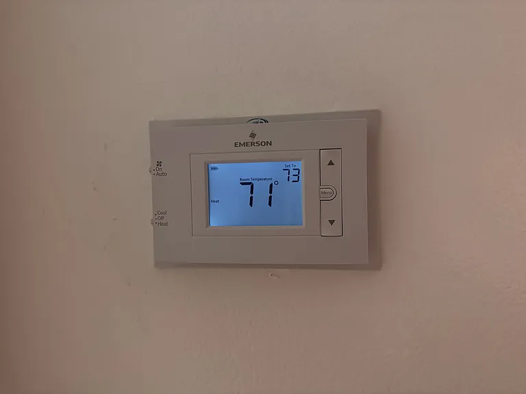 350 E Desert Inn Rd #F202 — Photo 14