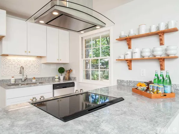 324 Latimer Rd, Raleigh, NC 27609