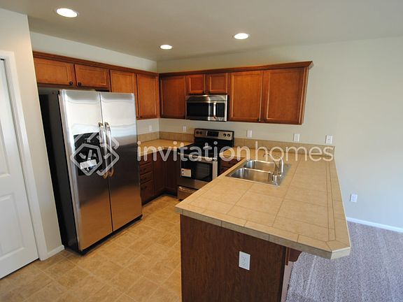 4th image of 18243 71st Ave E